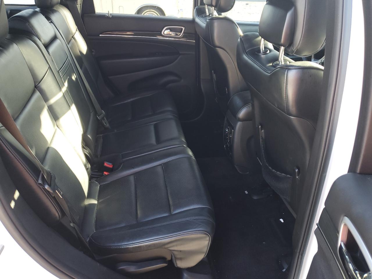 1C4RJECG0FC219557 2015 Jeep Grand Cherokee Overland