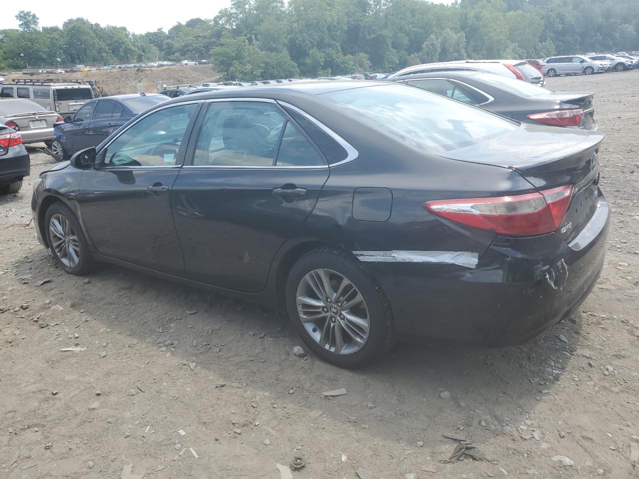 2016 Toyota Camry Le vin: 4T1BF1FK8GU559333