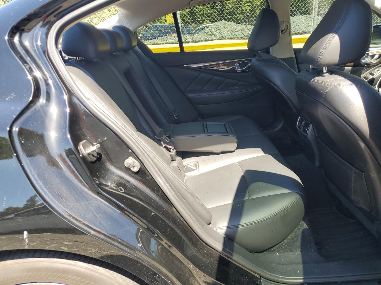 JN1EV7AR5JM436868 2018 Infiniti Q50 Luxe