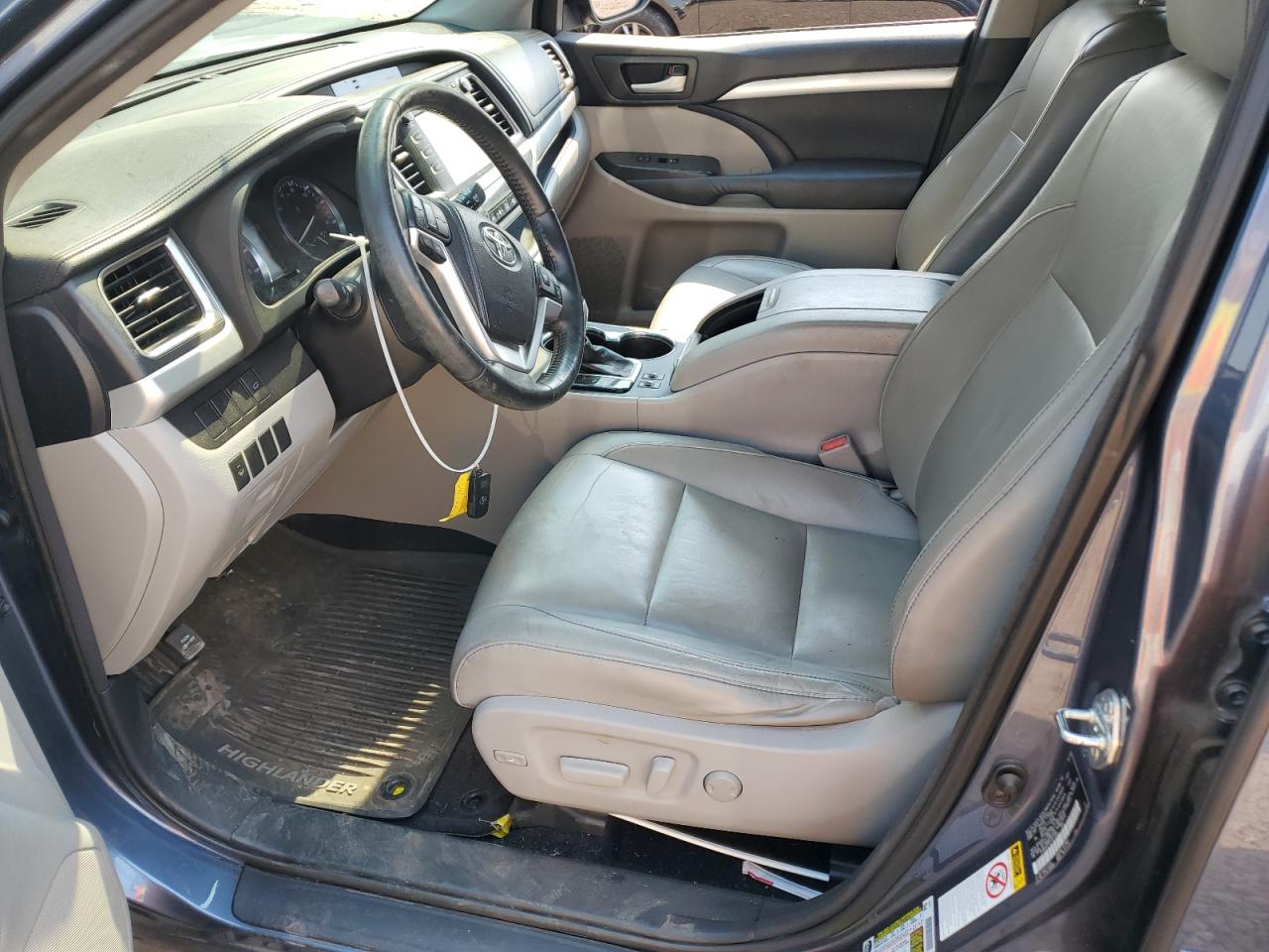 5TDKKRFH4FS051690 2015 Toyota Highlander Xle