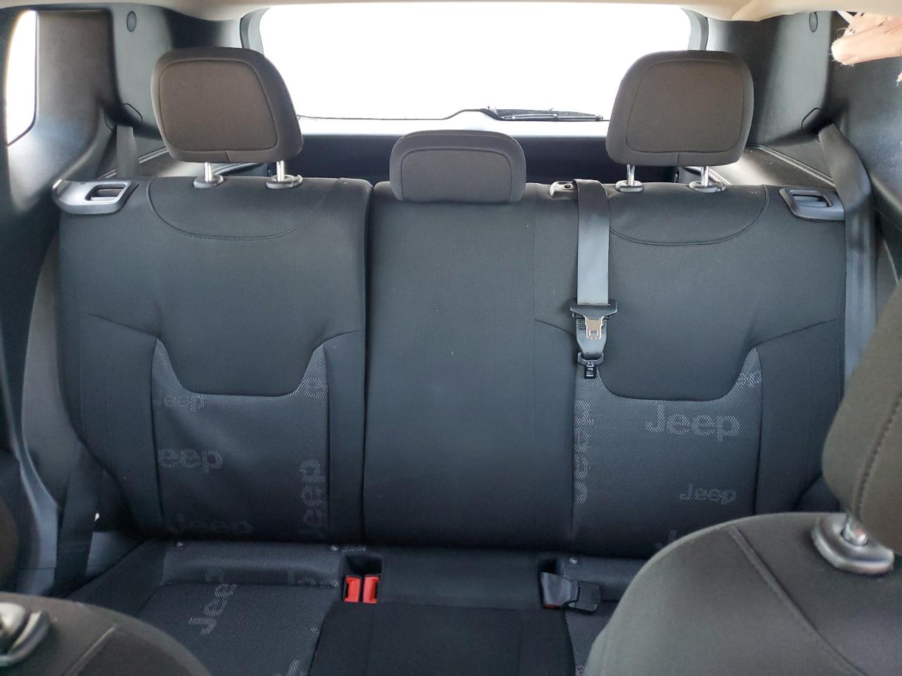 ZACCJAAB8HPF05659 2017 Jeep Renegade Sport