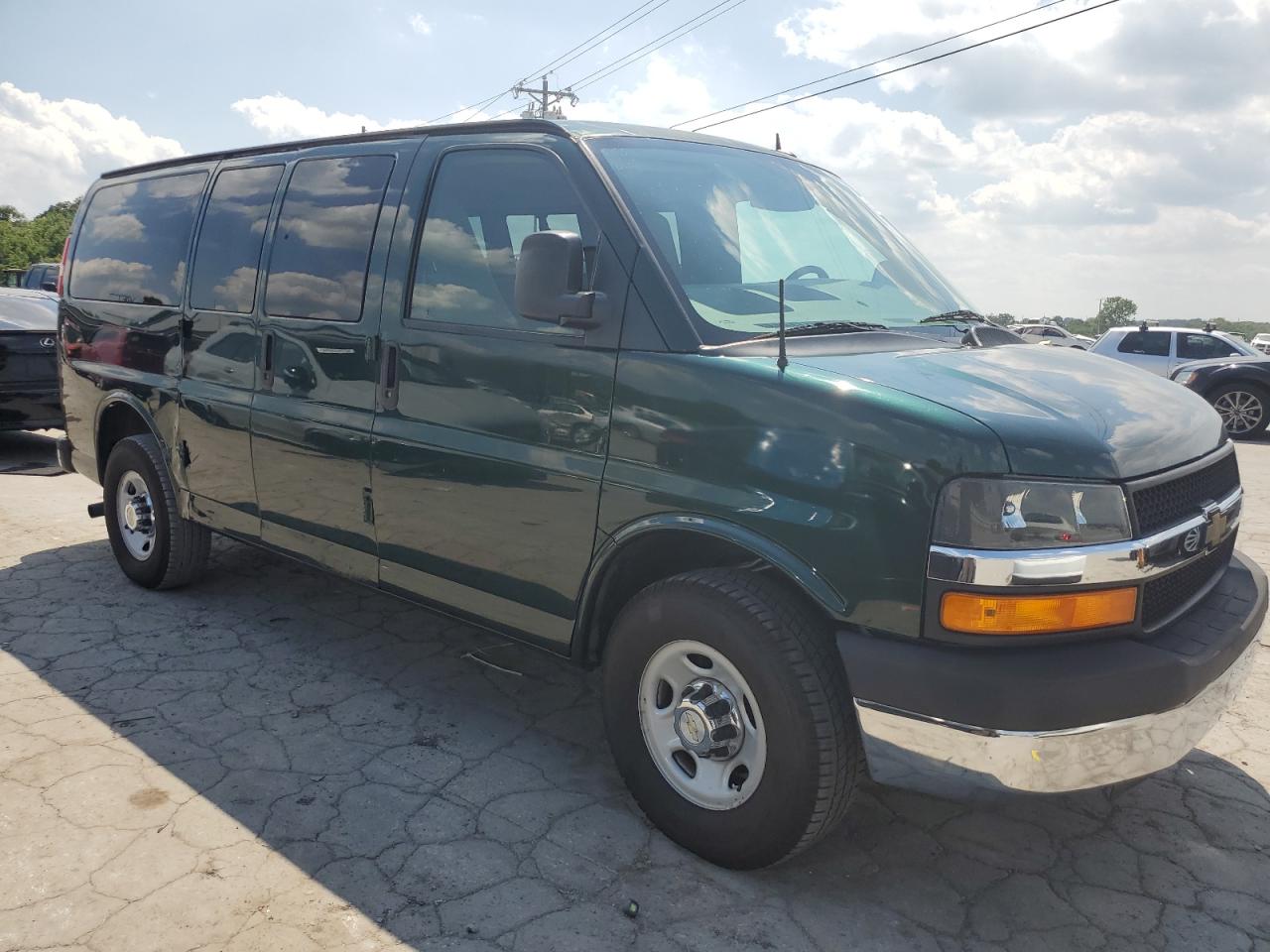 1GAWGRFAXE1134678 2014 Chevrolet Express G2500 Lt