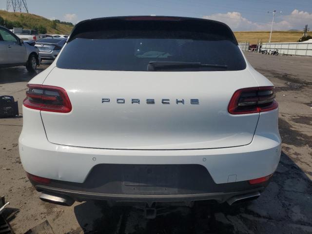 VIN WP1AA2A58HLB83955 2017 Porsche Macan no.6