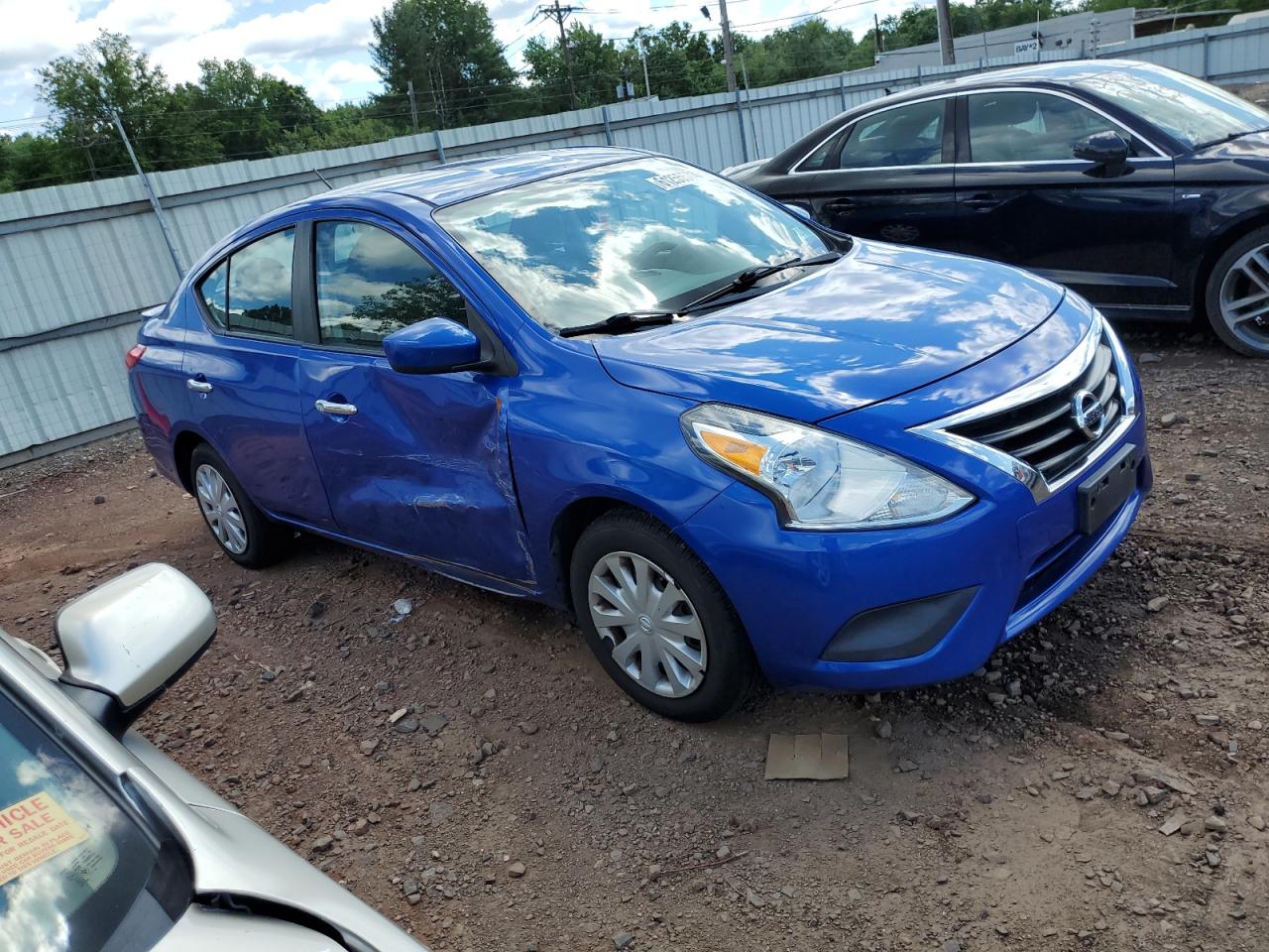 2015 Nissan Versa S vin: 3N1CN7AP5FL896233