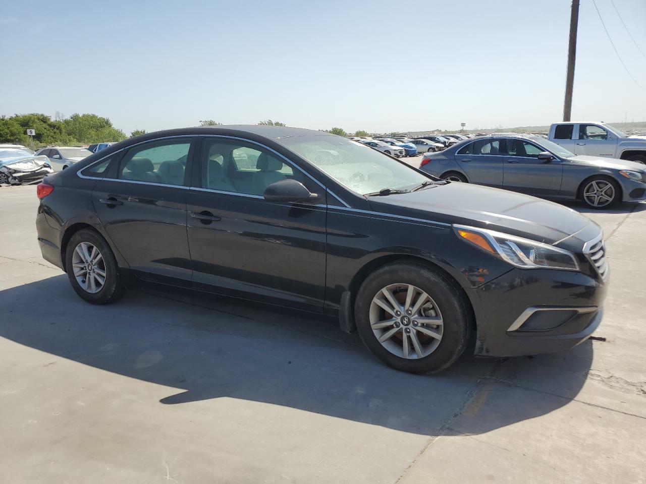 2016 Hyundai Sonata Se vin: 5NPE24AF7GH327812