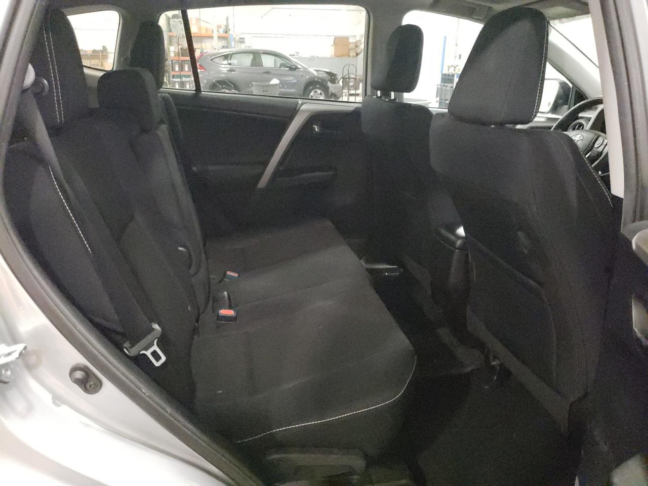 2T3RFREV2HW625862 2017 Toyota Rav4 Xle