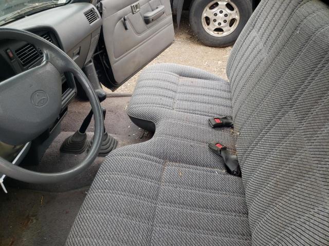 1994 Toyota Pickup 1/2 Ton Short Wheelbase Dx VIN: 4TARN01P1RZ307282 Lot: 62242084