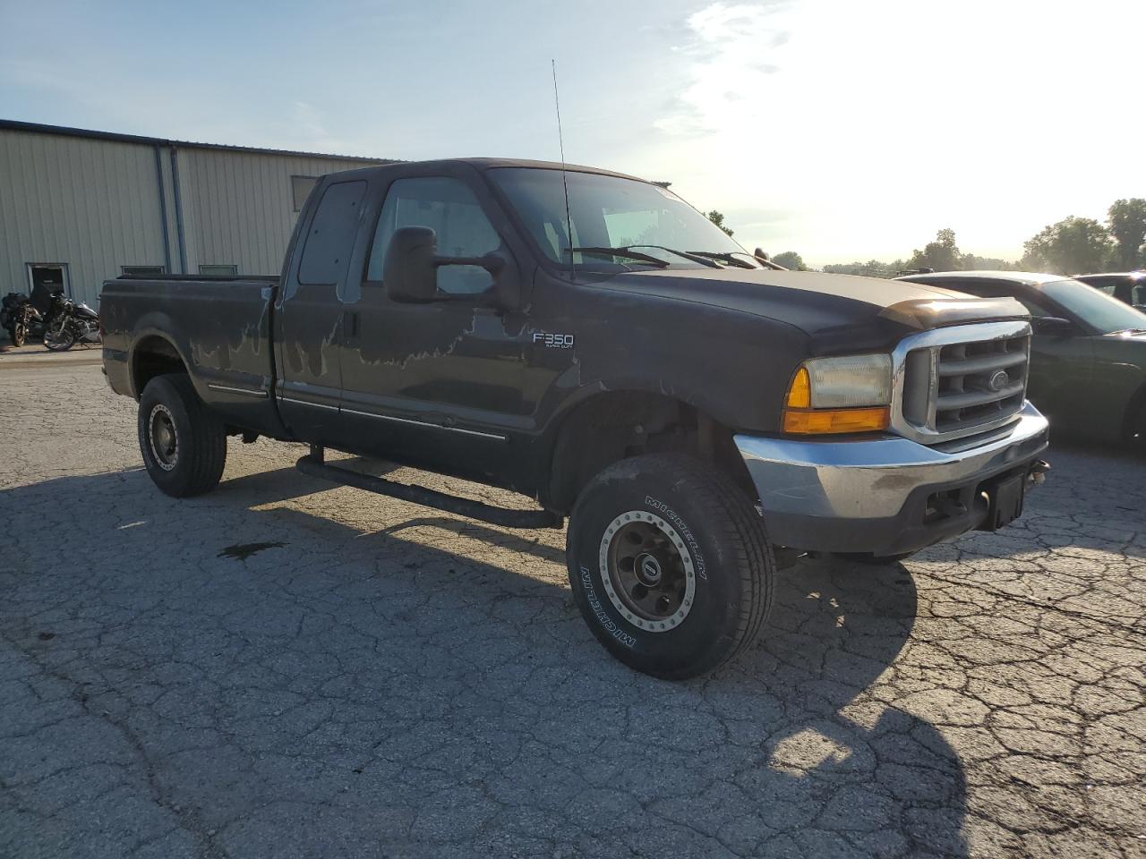 Lot #2678718429 1999 FORD F350 SRW S