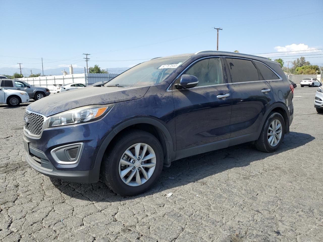 2017 Kia Sorento Lx vin: 5XYPG4A39HG200438