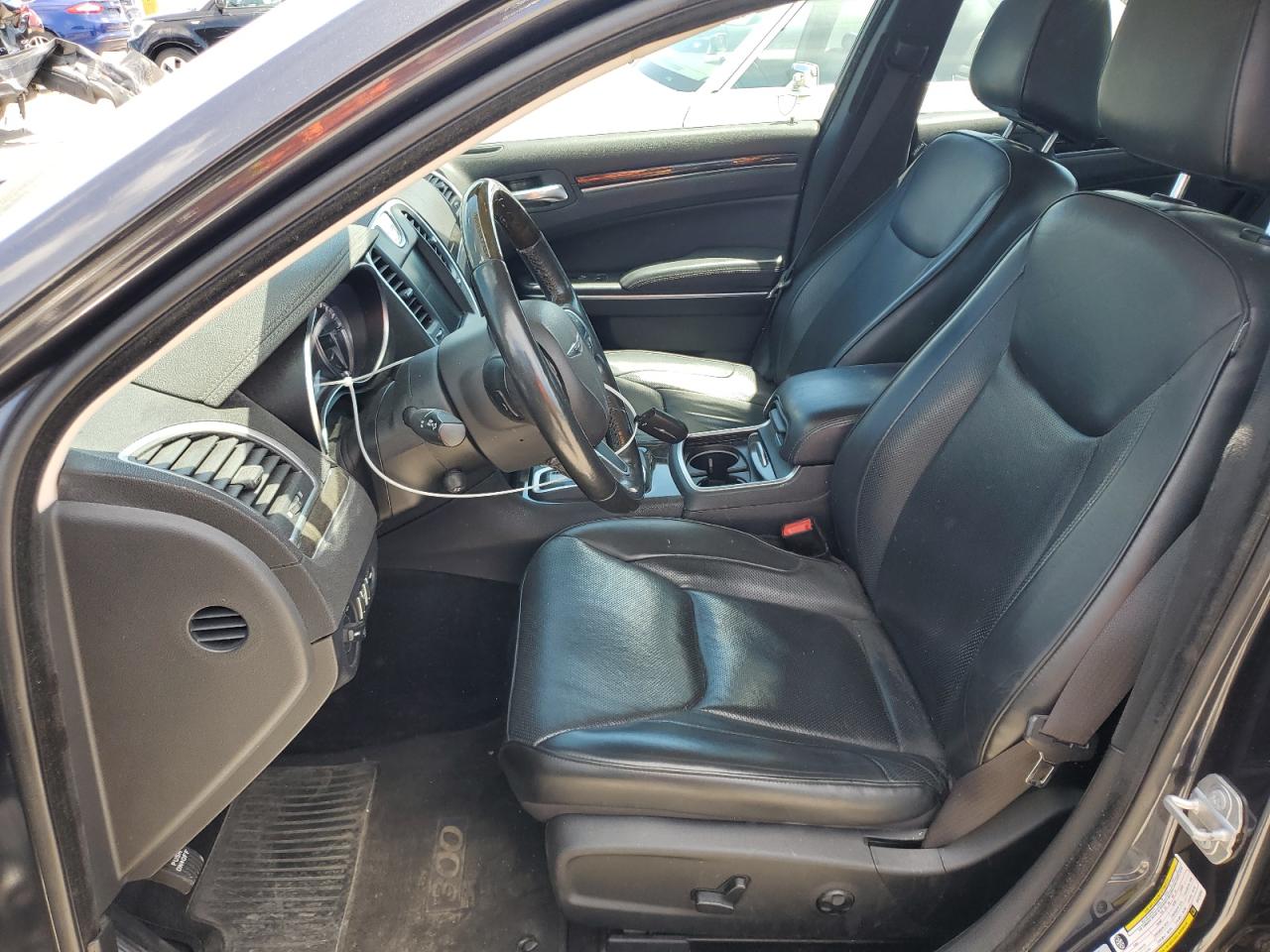 2C3CCAKG1GH225350 2016 Chrysler 300C