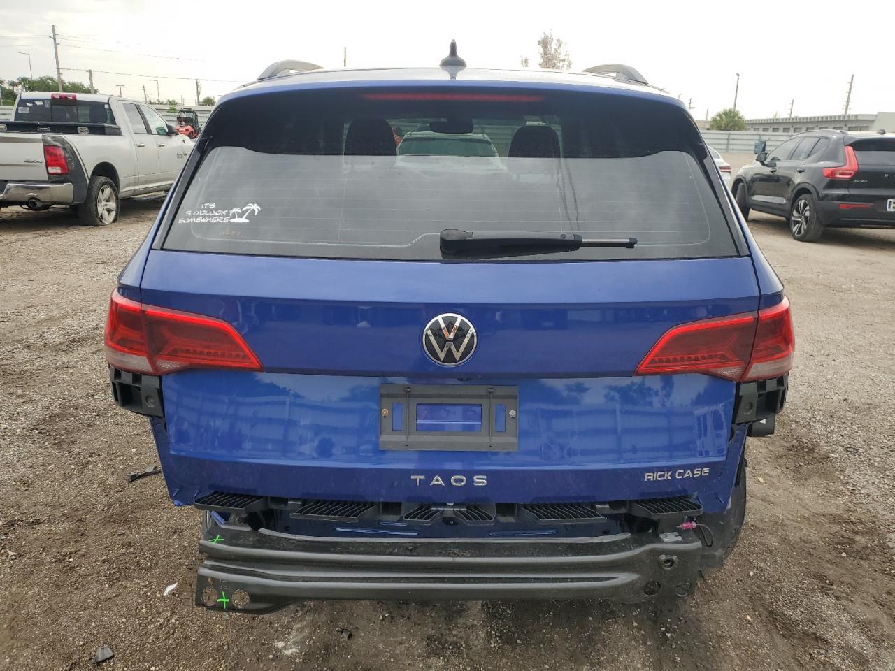 3VVCX7B28PM372274 2023 Volkswagen Taos S