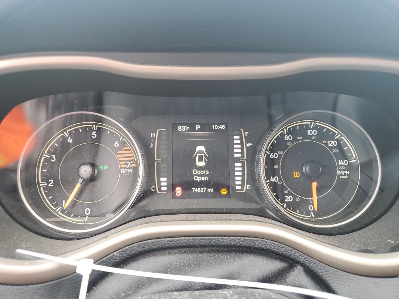 1C4PJLCB0HW573936 2017 Jeep Cherokee Latitude