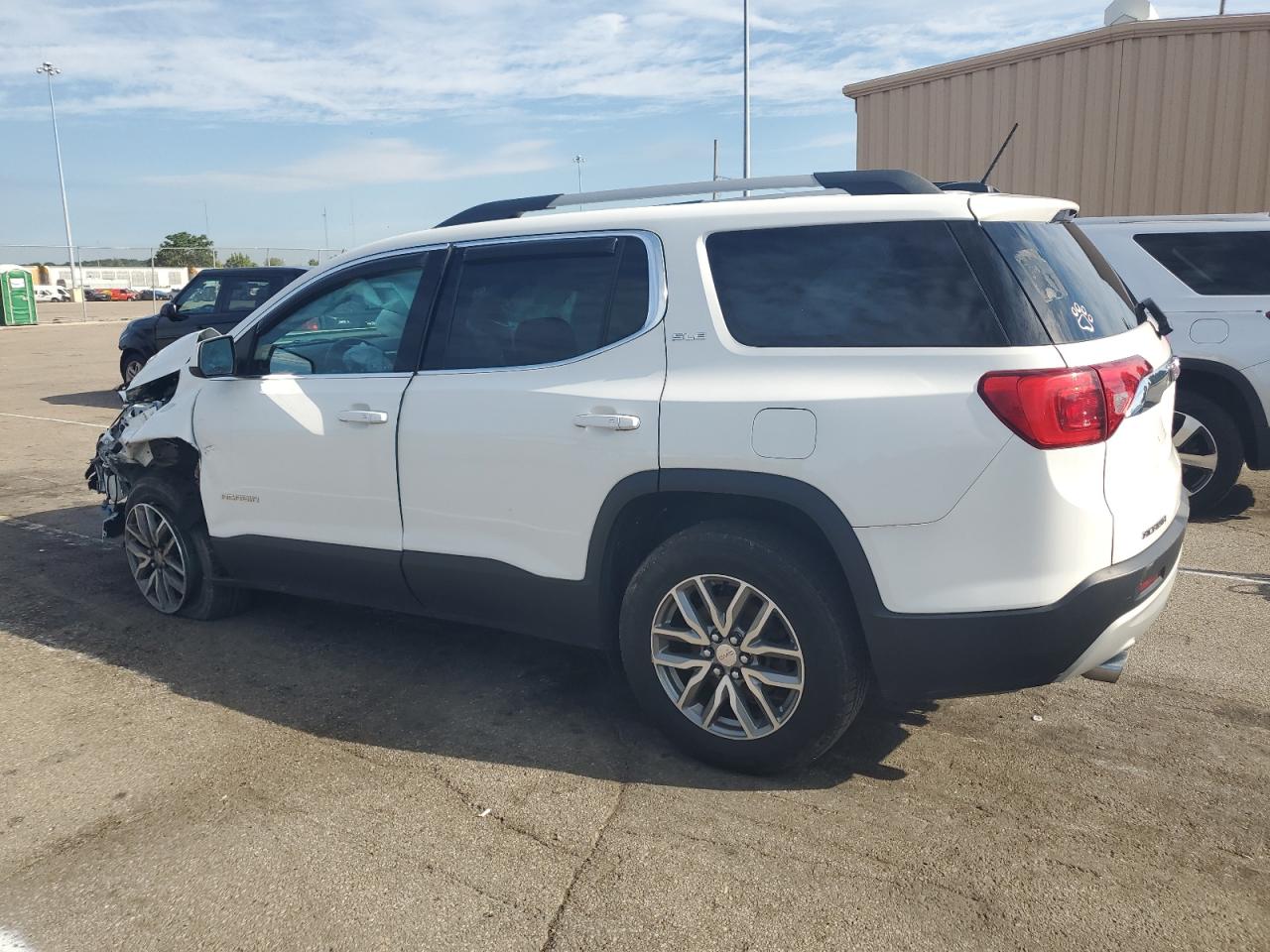 2018 GMC Acadia Sle vin: 1GKKNSLS9JZ153013