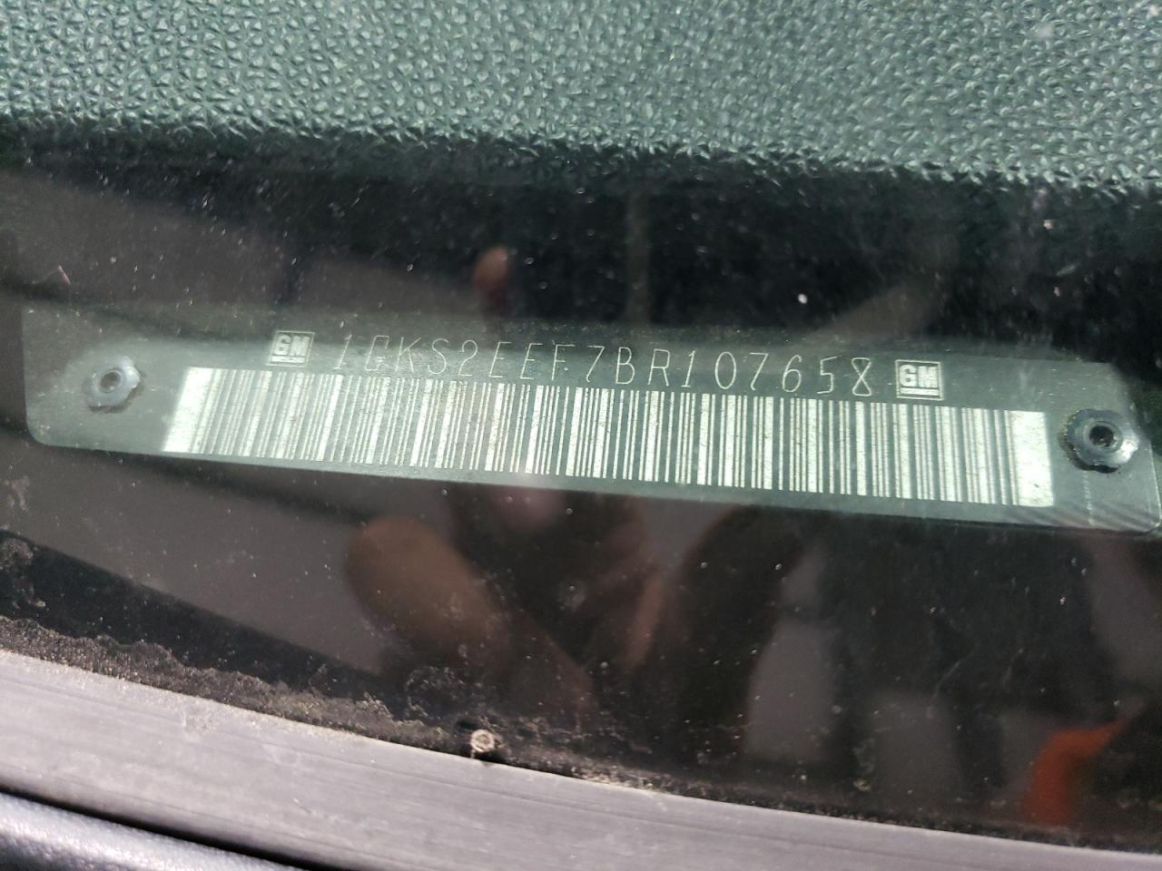 1GKS2EEF7BR107658 2011 GMC Yukon Denali