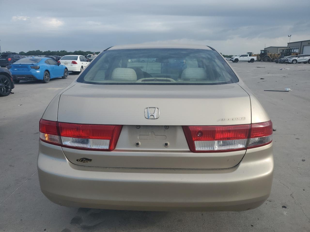1HGCM56374A156683 2004 Honda Accord Lx