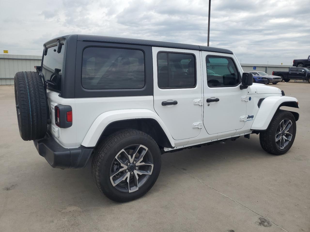 2024 Jeep Wrangler 4Xe vin: 1C4RJXN64RW192298