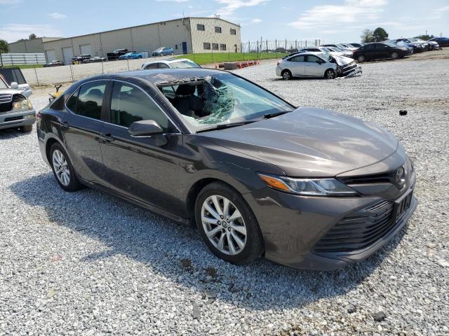 VIN 4T1B11HK3JU564829 2018 Toyota Camry, L no.4