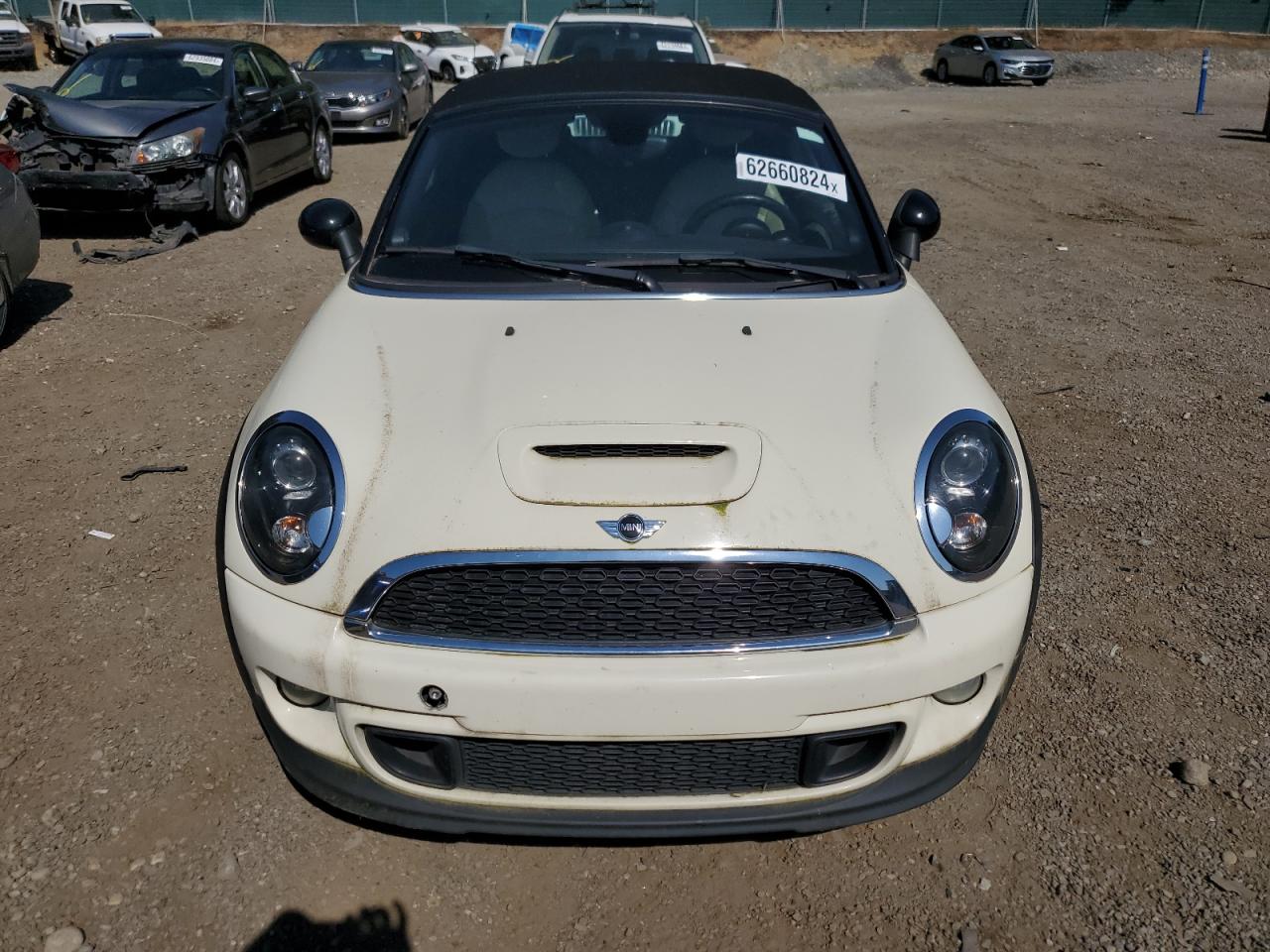 2012 Mini Cooper Roadster S vin: WMWSY3C57CT565131