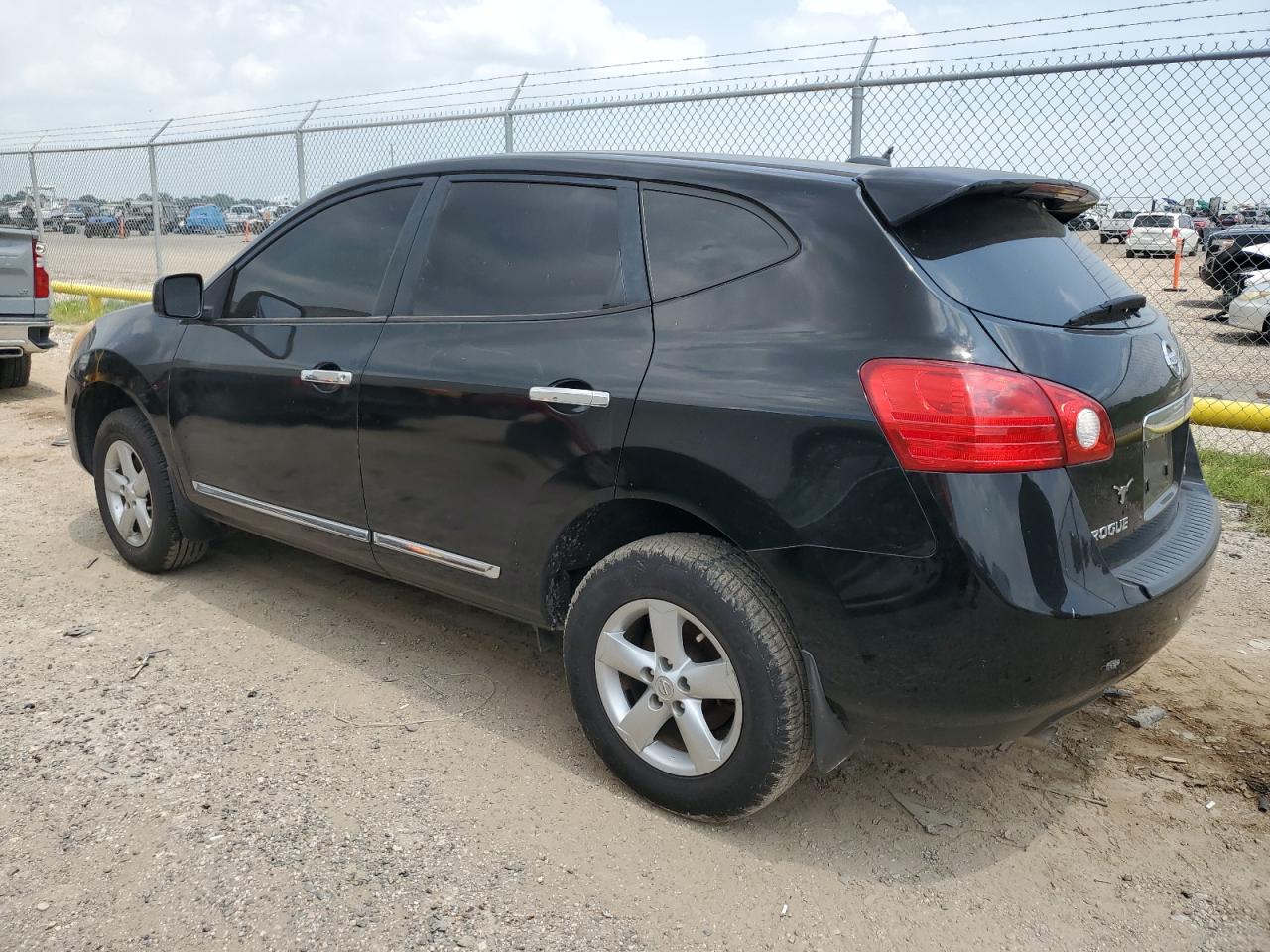 2012 Nissan Rogue S vin: JN8AS5MTXCW613104