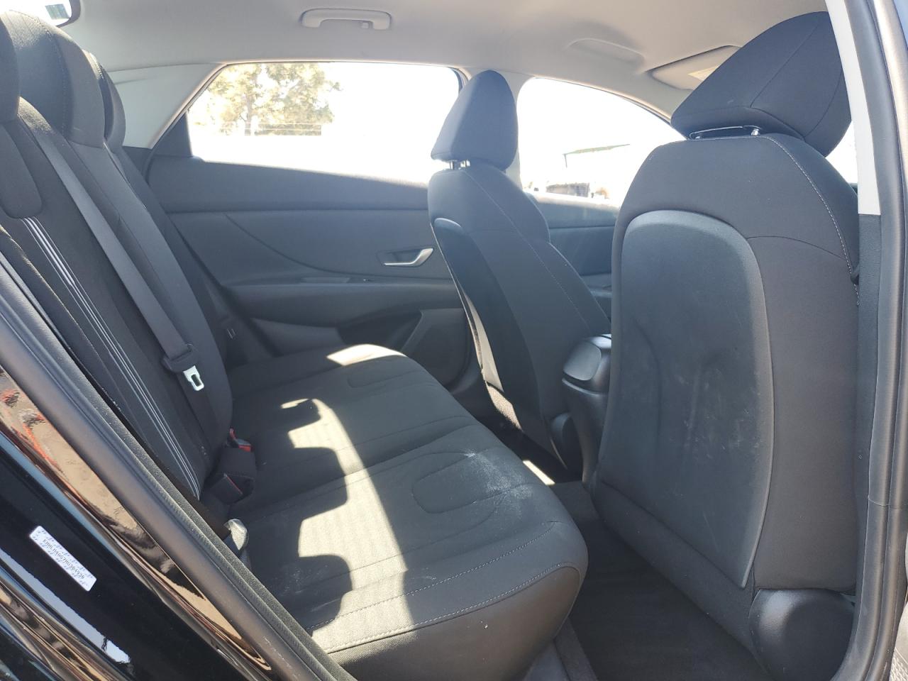 KMHLM4AG7NU304930 2022 Hyundai Elantra Sel