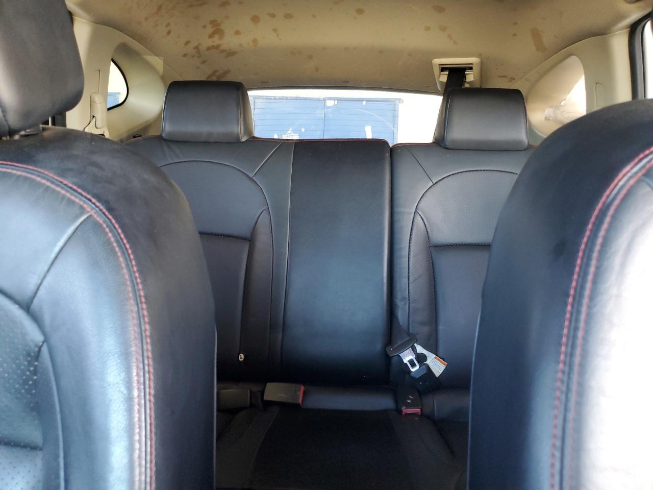 JN8AS5MT2CW268103 2012 Nissan Rogue S