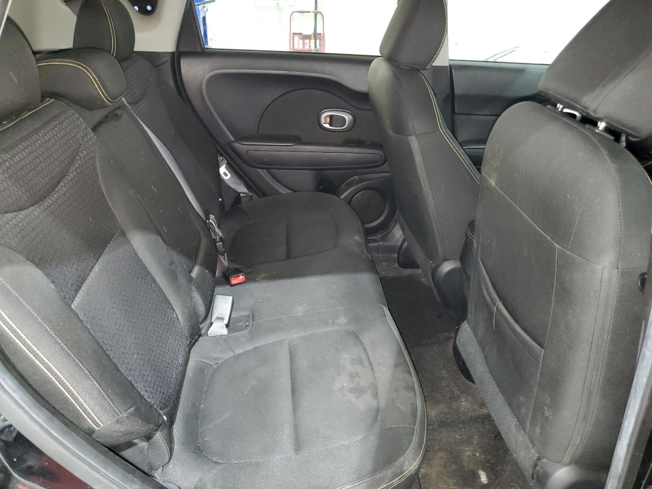 KNDJP3A56F7114872 2015 Kia Soul +