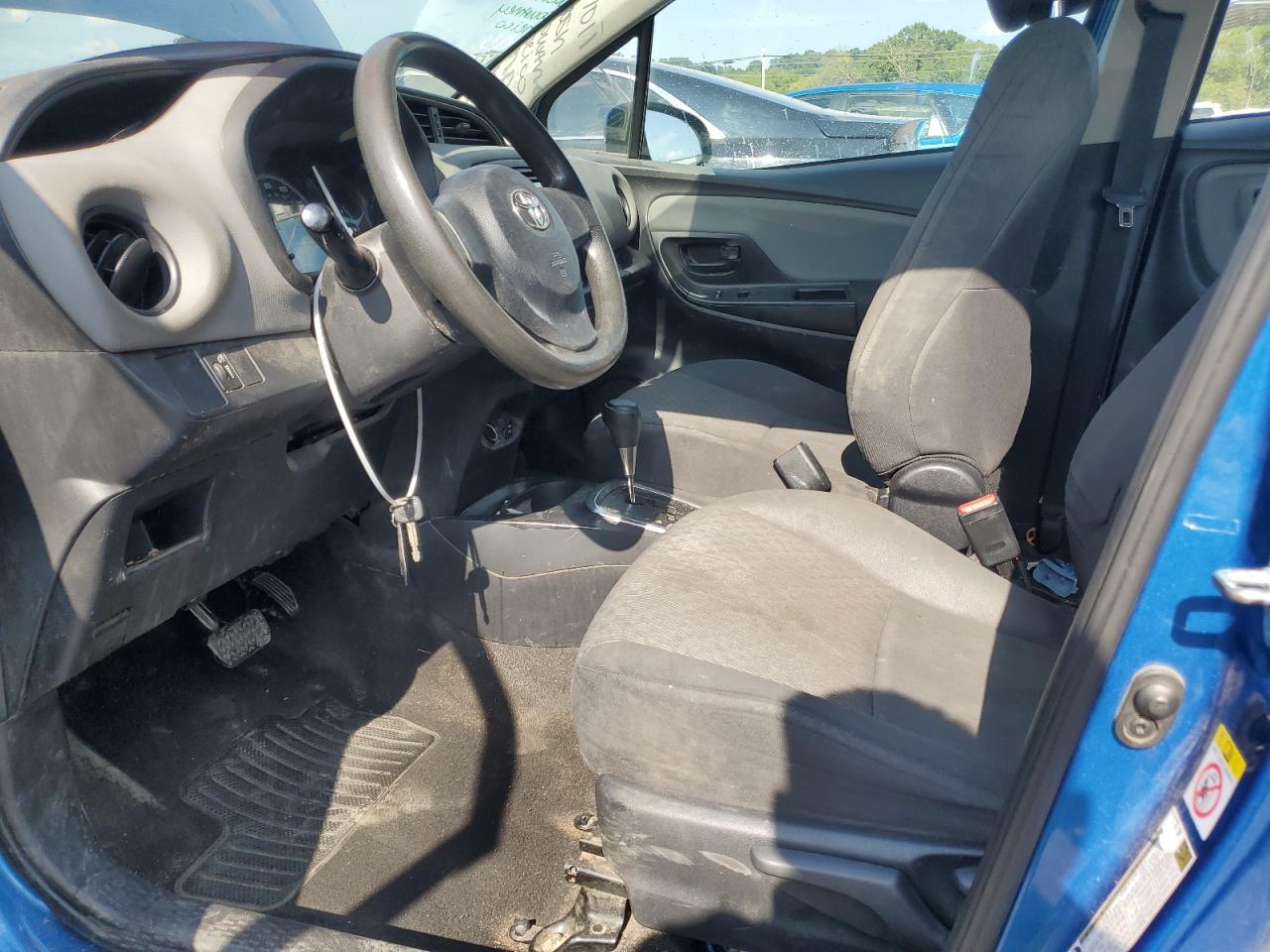 VNKKTUD32FA028338 2015 Toyota Yaris