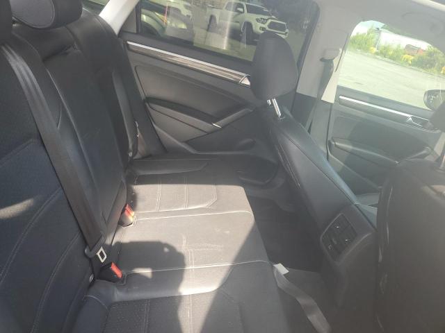2016 VOLKSWAGEN PASSAT SE - 1VWBS7A32GC041191