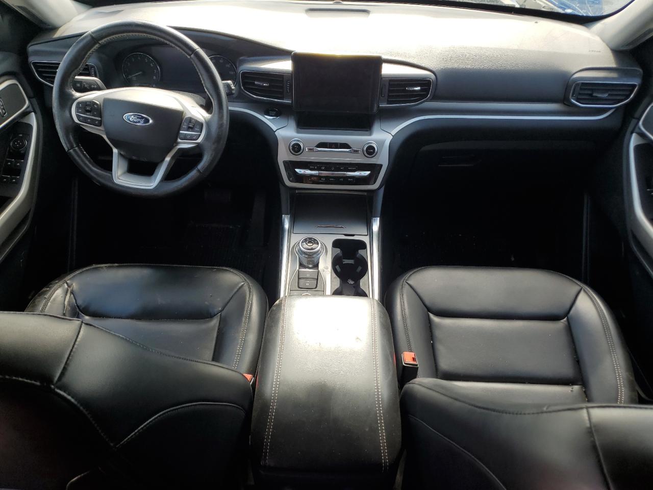 1FMSK8DH0MGA59303 2021 Ford Explorer Xlt