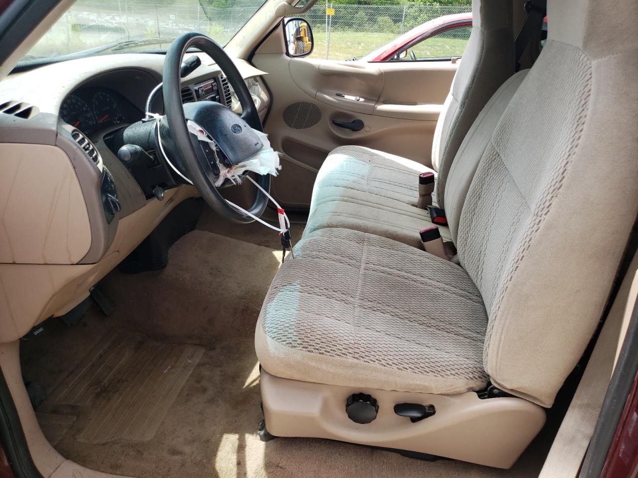 1FTZX1726WNC39113 1998 Ford F150