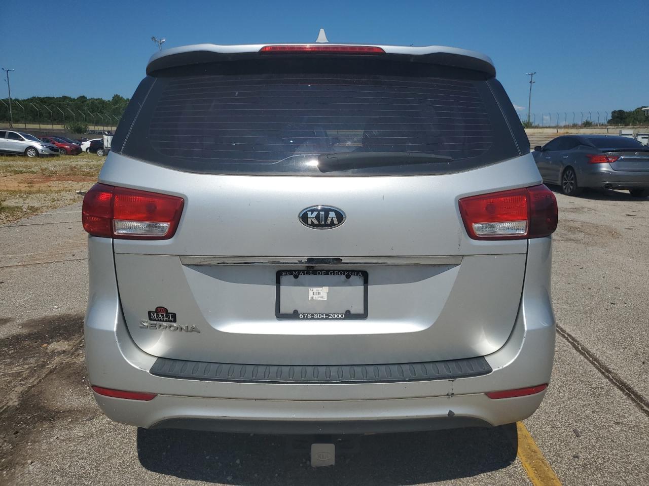 KNDMA5C13G6181215 2016 Kia Sedona L