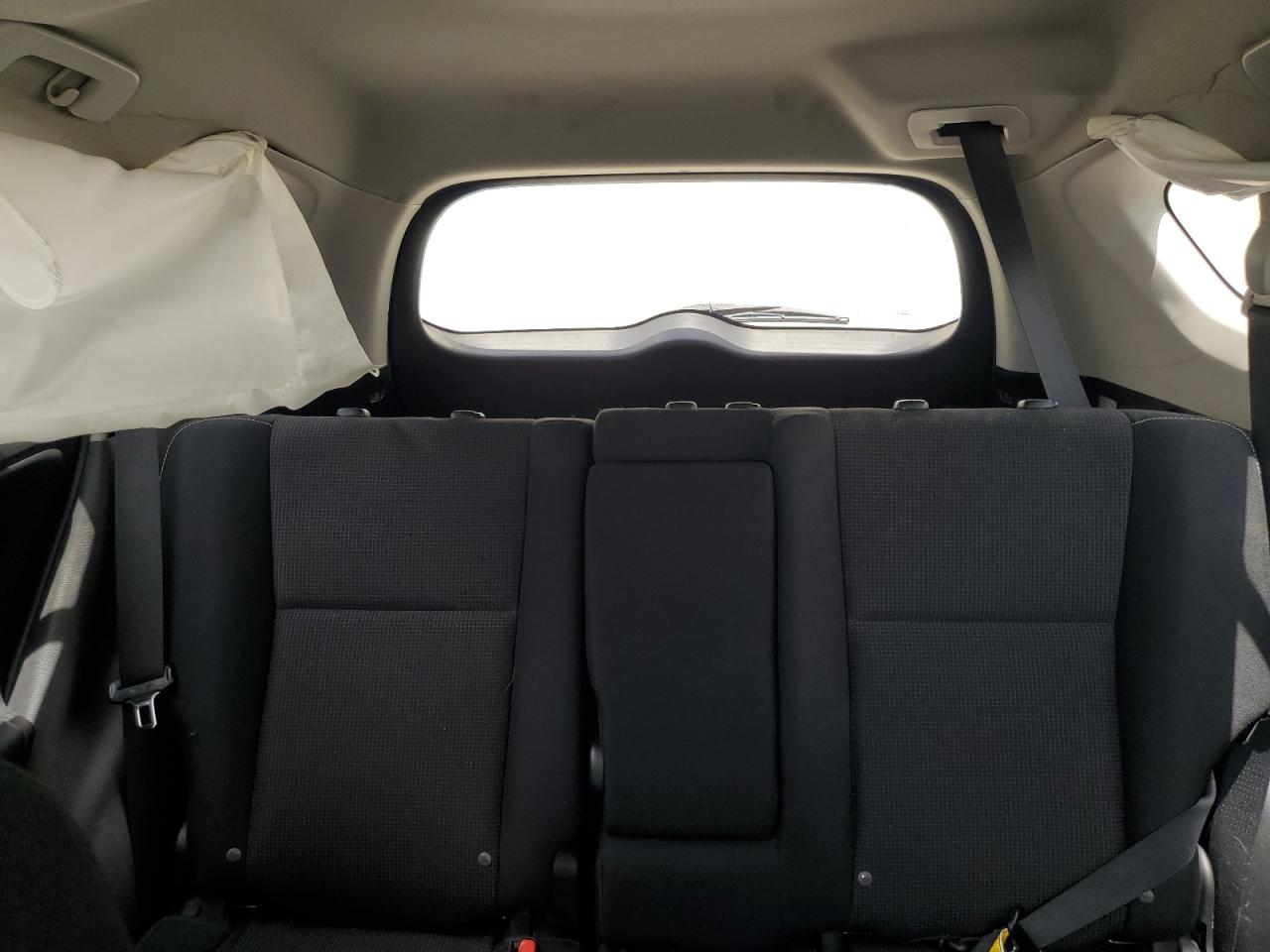 2T3WFREV2HW399003 2017 Toyota Rav4 Xle