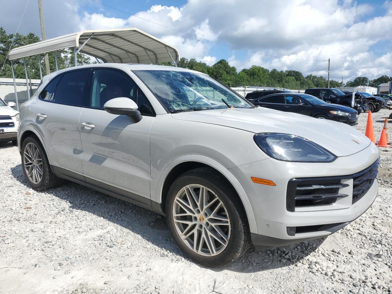 PORSCHE CAYENNE