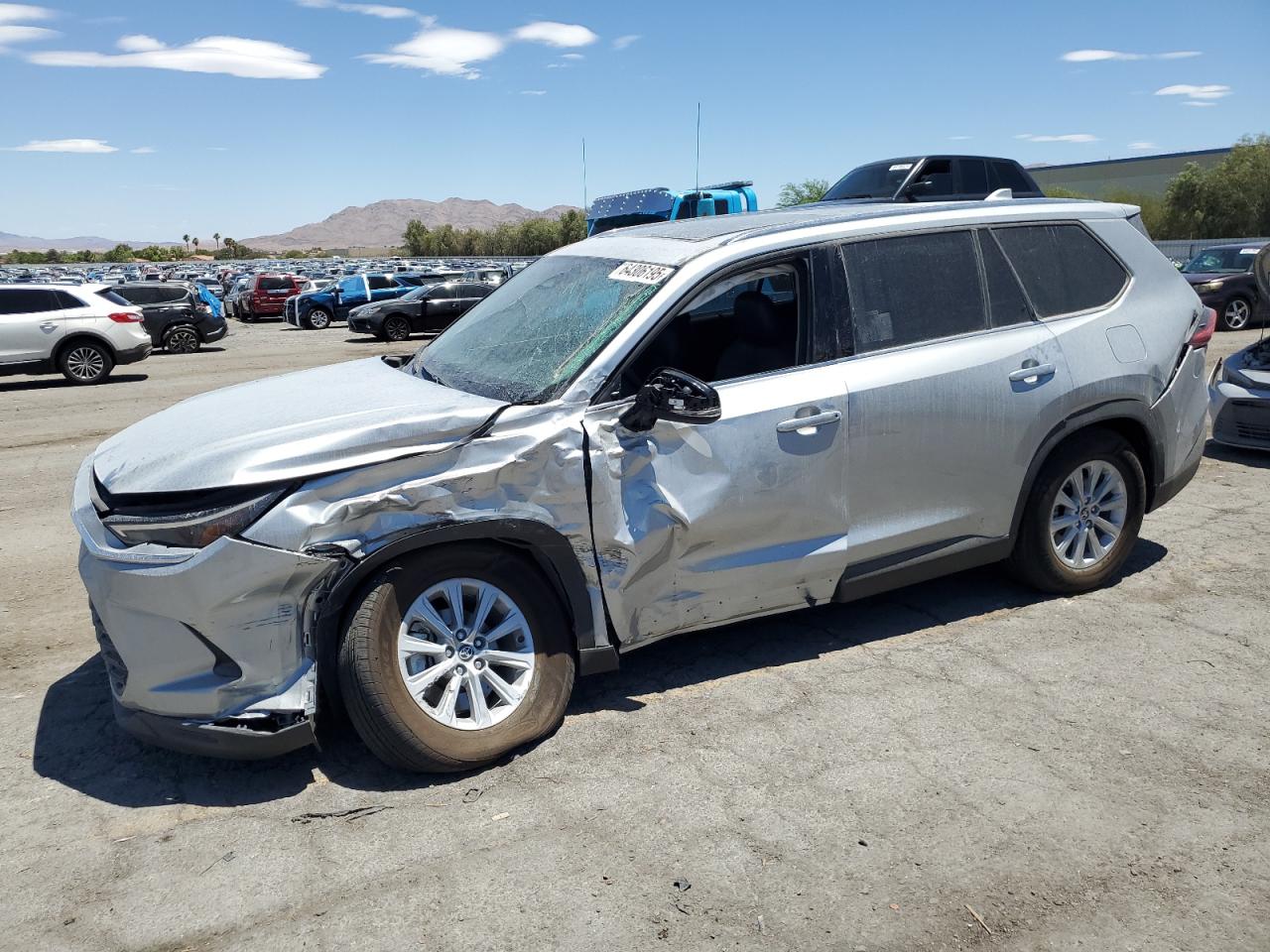 TOYOTA HIGHLANDER LE