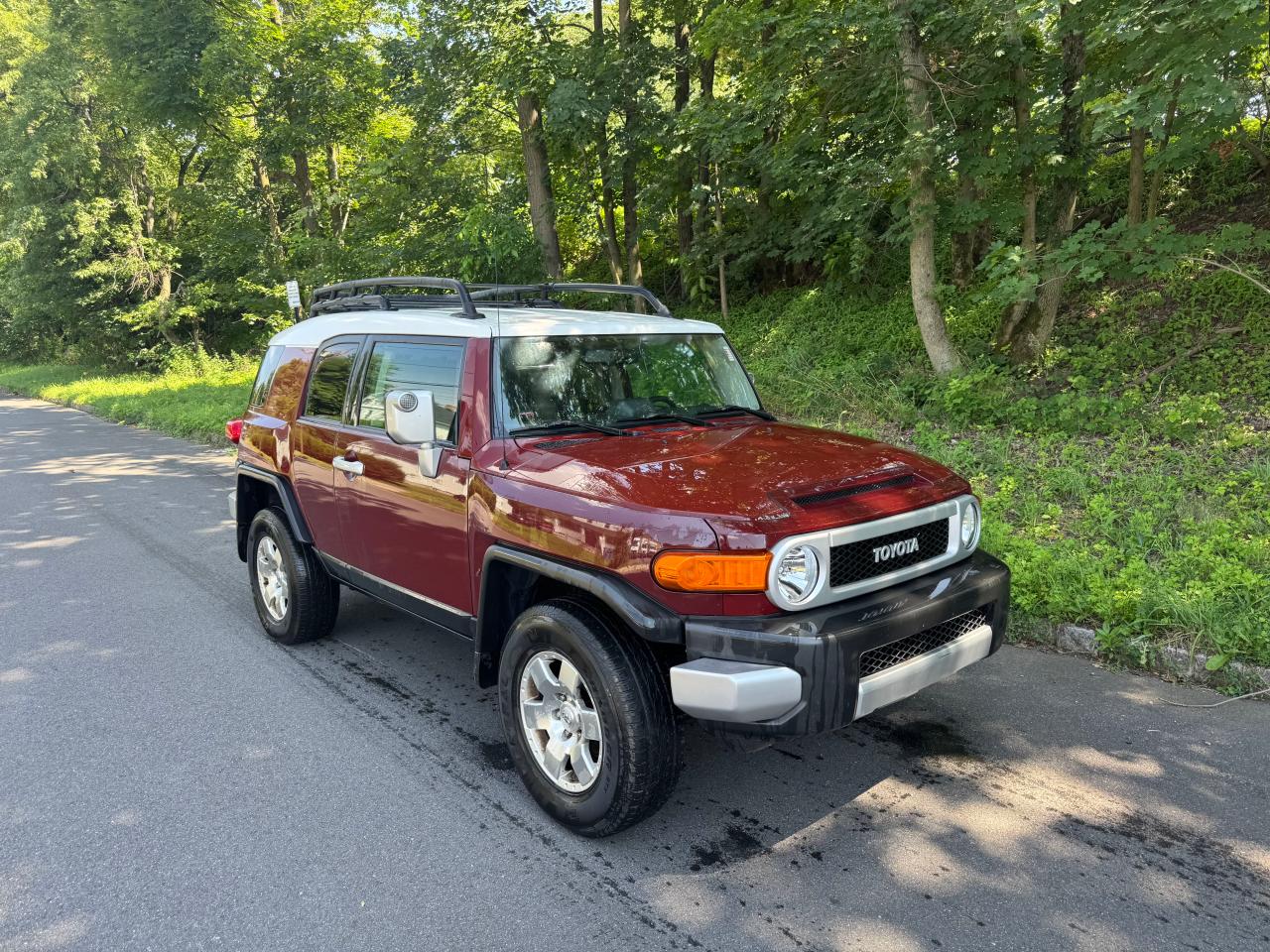 TOYOTA FJ CRUISER