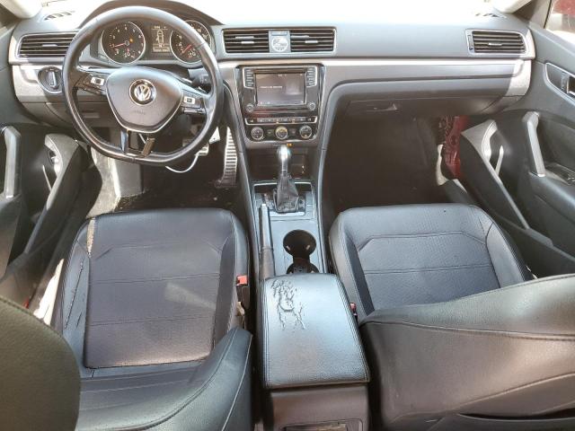 2017 VOLKSWAGEN PASSAT R-L 1VWDT7A38HC067074