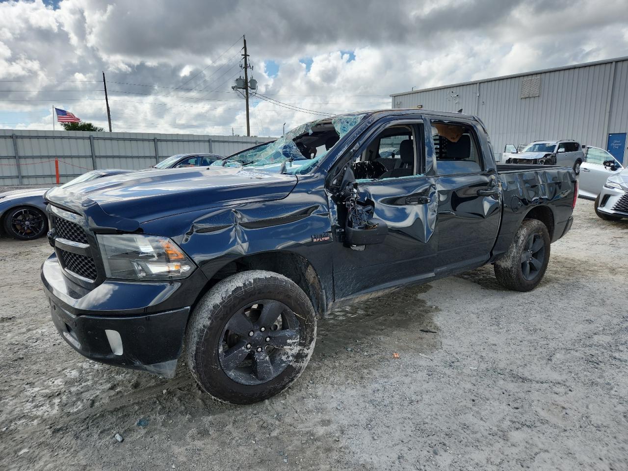 RAM 1500 SLT