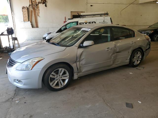 NISSAN ALTIMA SR