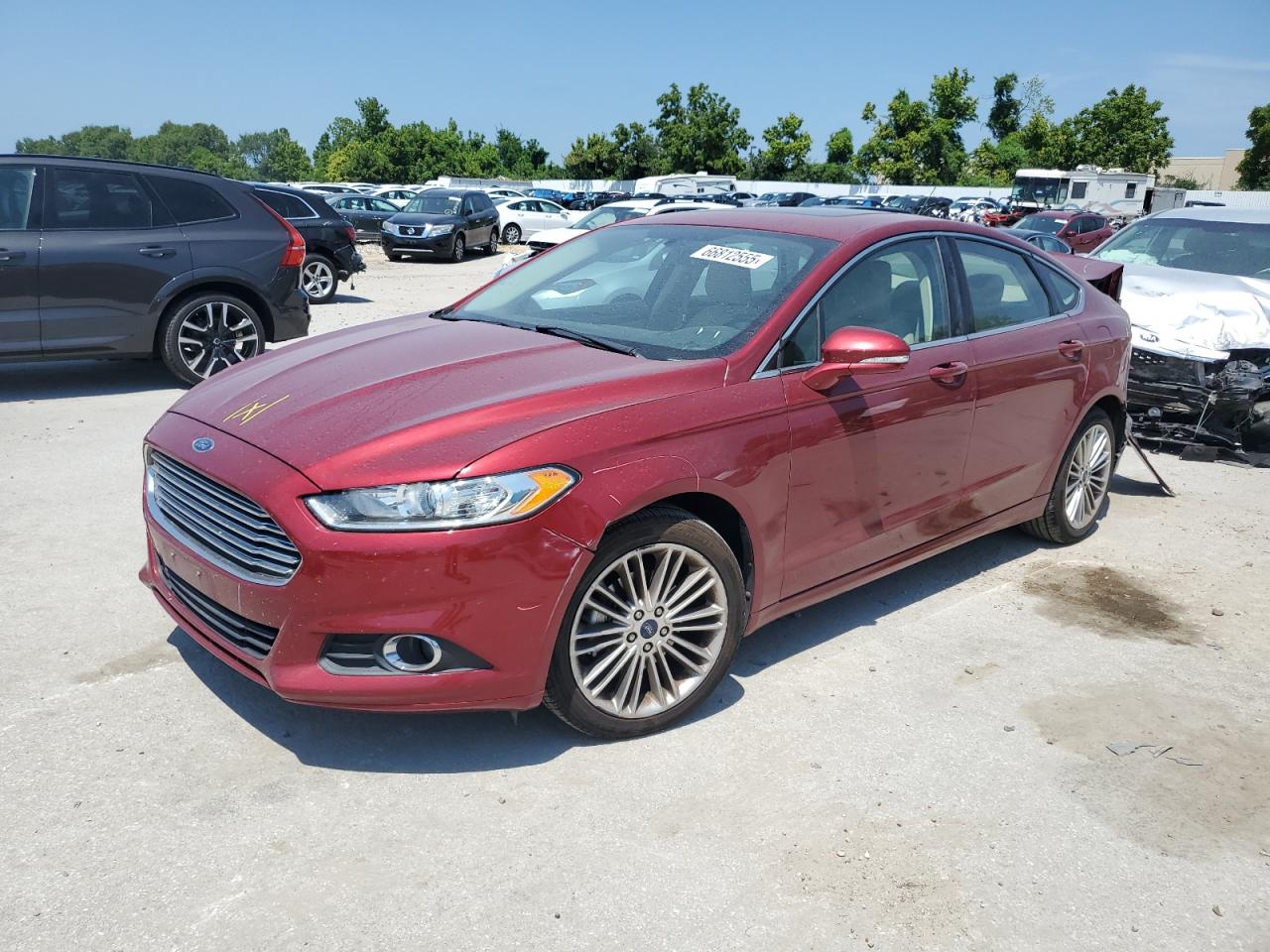 FORD FUSION SE