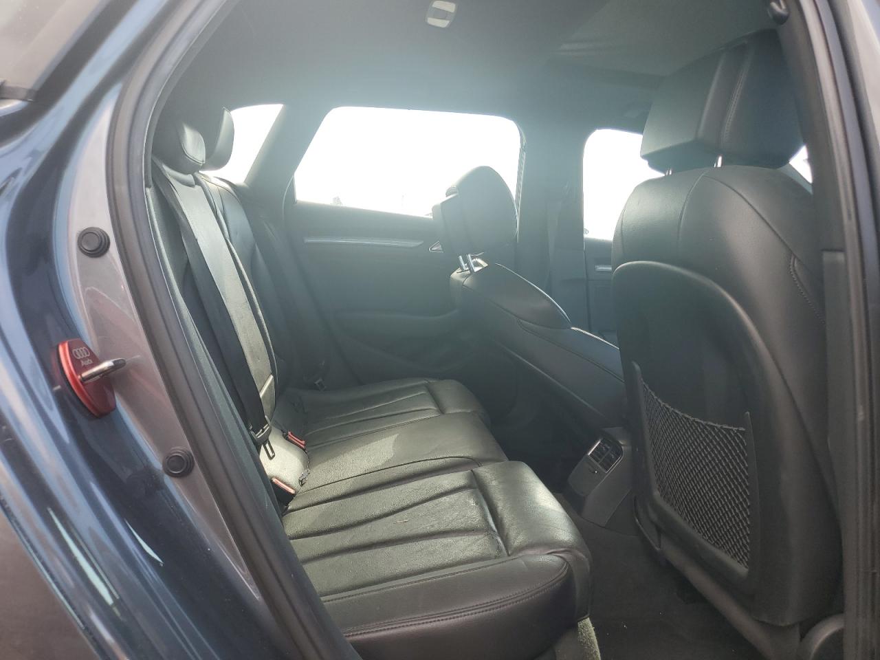 AUDI A3 E-TRON PREMIUM PLUS