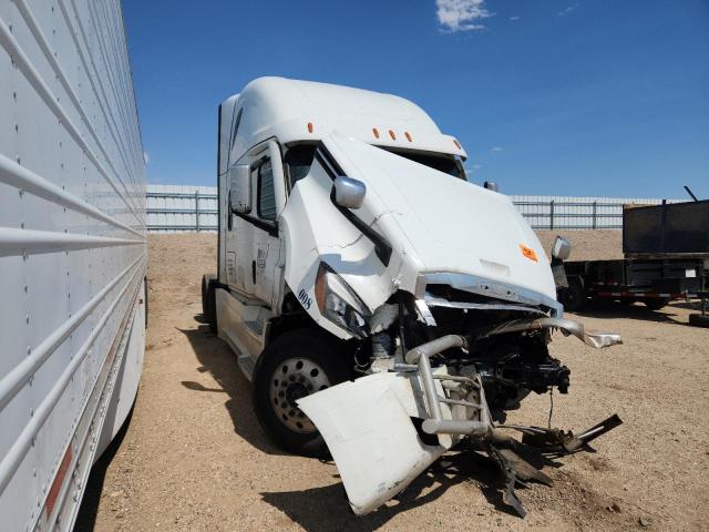 FREIGHTLINER CASCADIA 1
