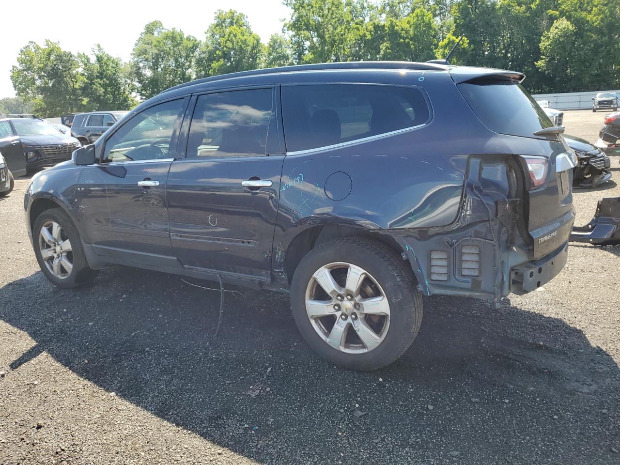 CHEVROLET TRAVERSE LT