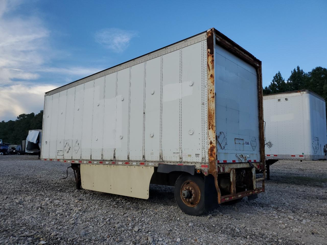 Lot #3204984122 2006 WABASH UNKNOWN