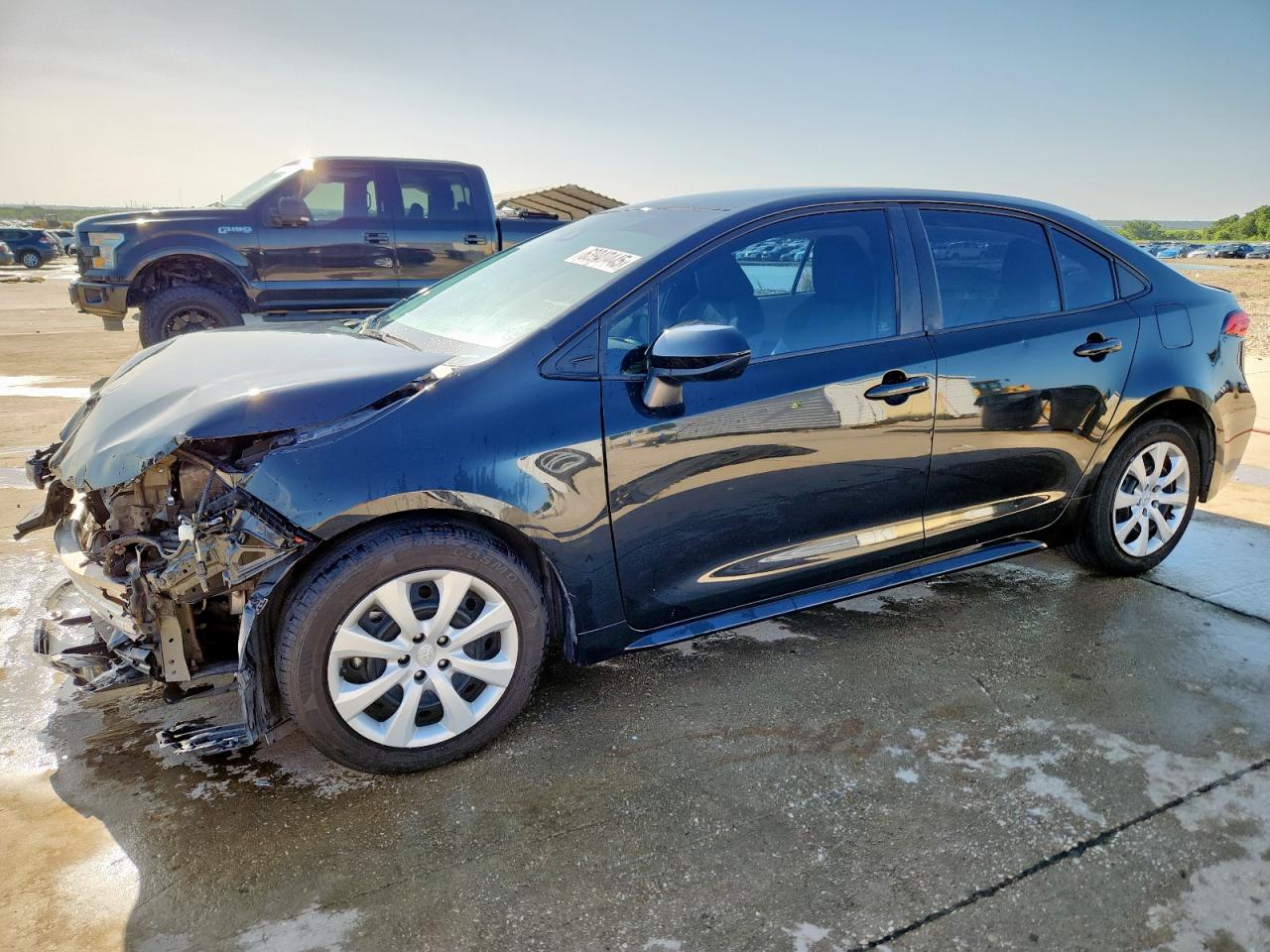 TOYOTA COROLLA LE