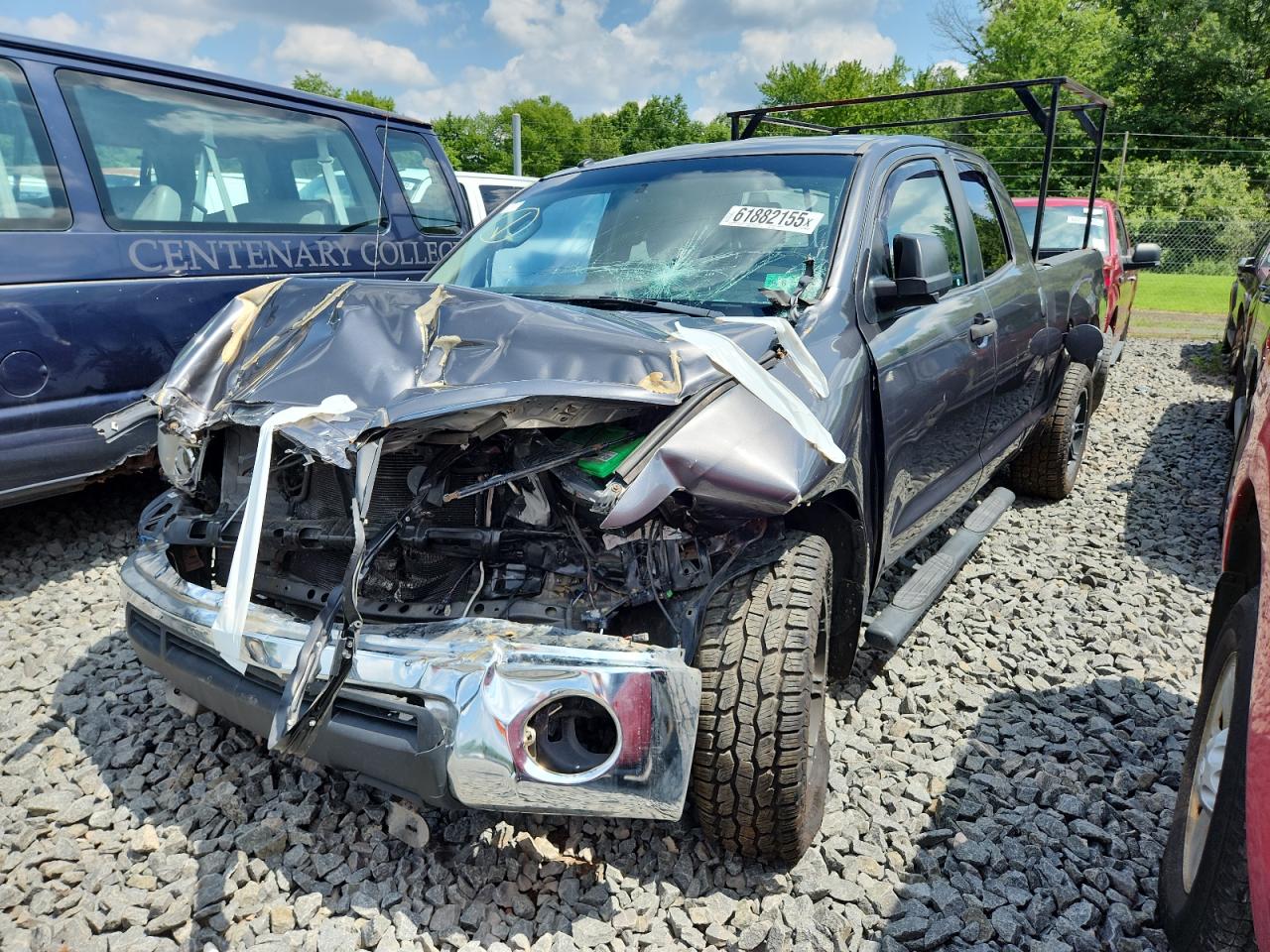 TOYOTA TUNDRA DOUBLE CAB SR5