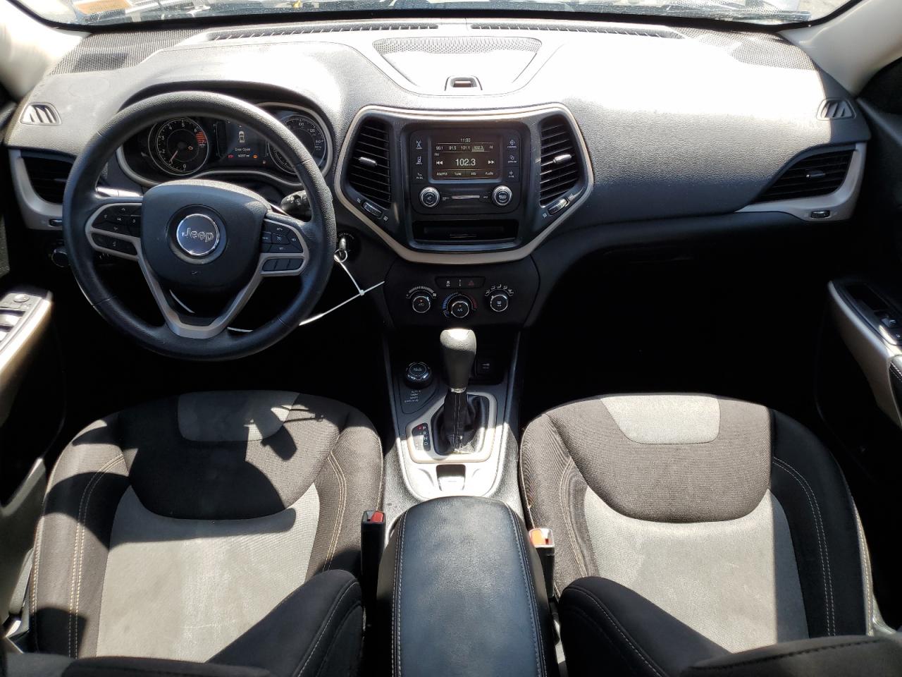 JEEP GRAND CHEROKEE SPORT