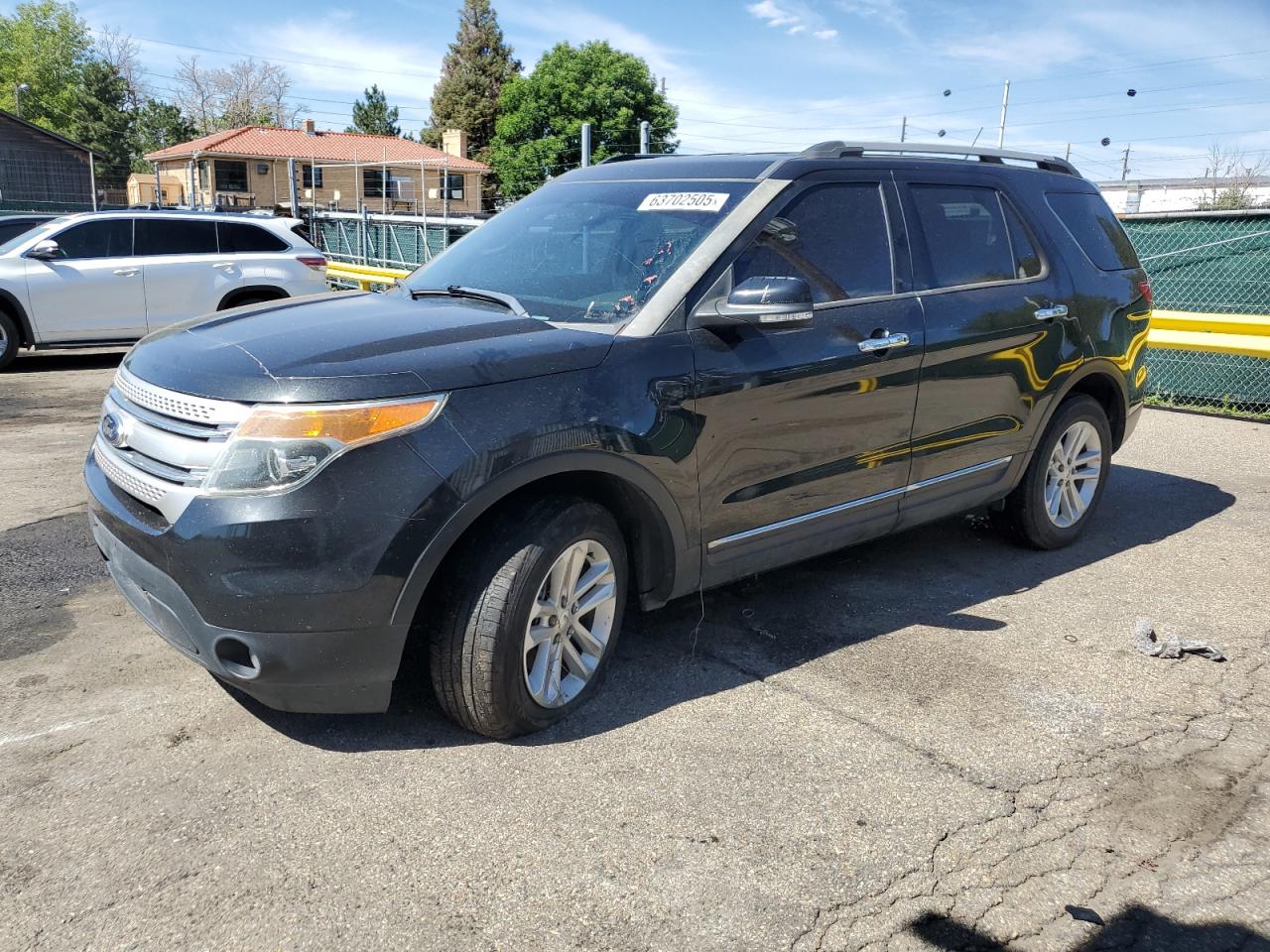 FORD EXPLORER XLT