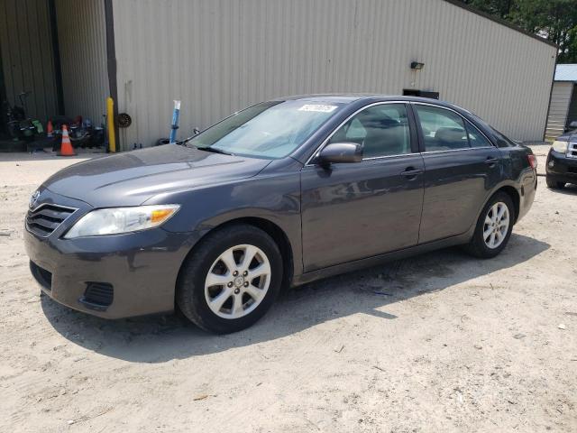 TOYOTA CAMRY BASE