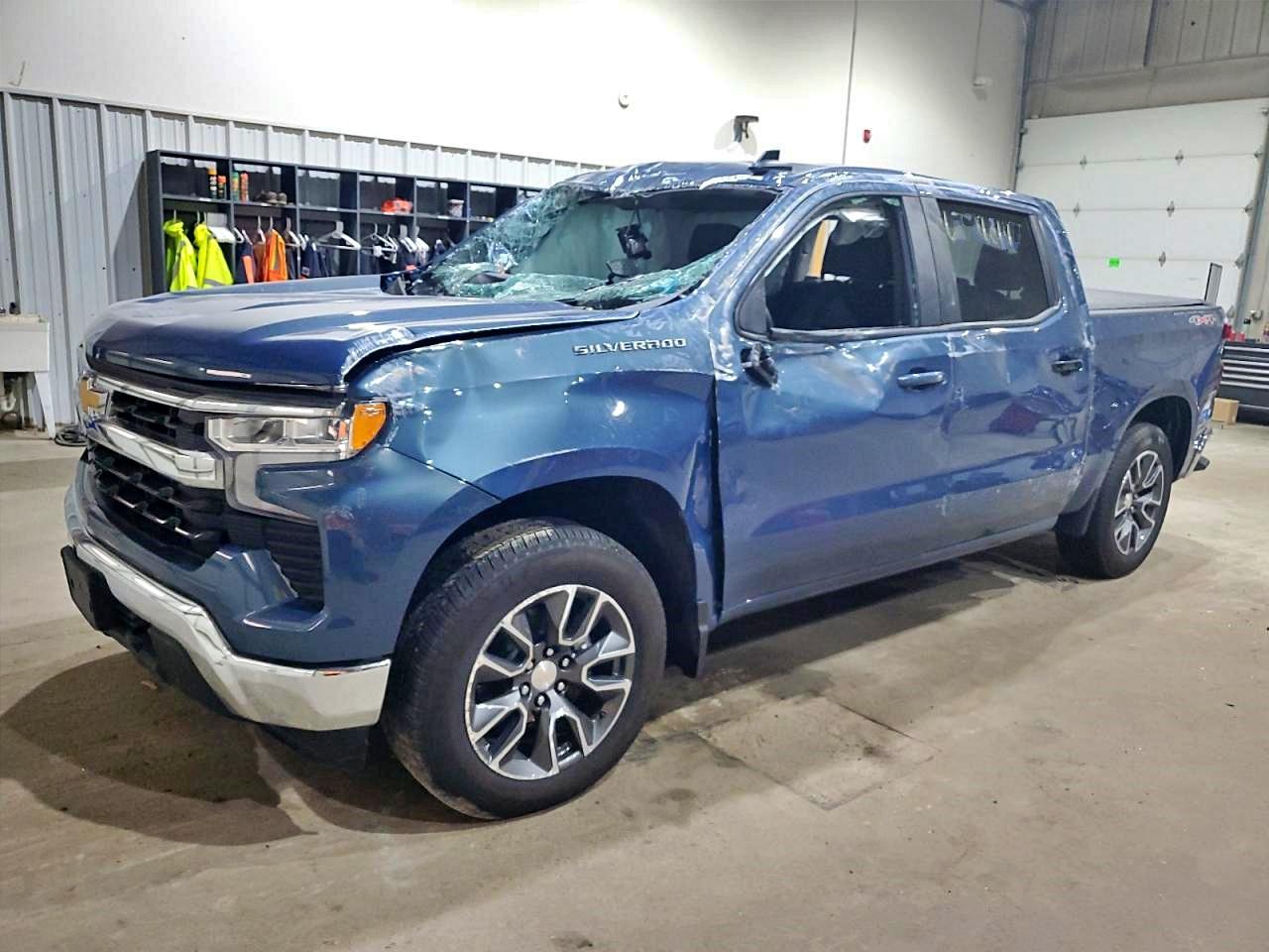 CHEVROLET SILVERADO K1500 LT