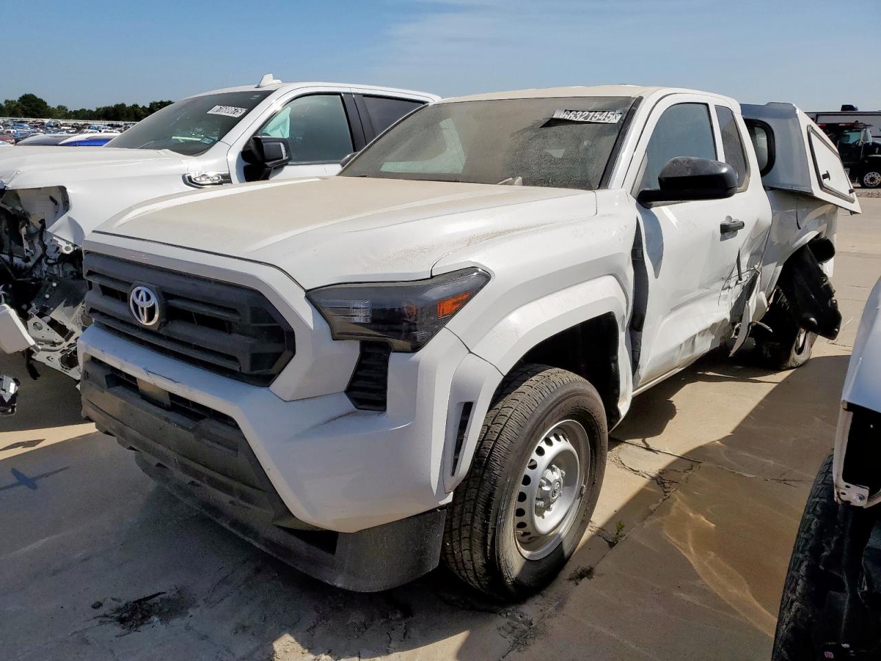 TOYOTA TACOMA XTRACAB